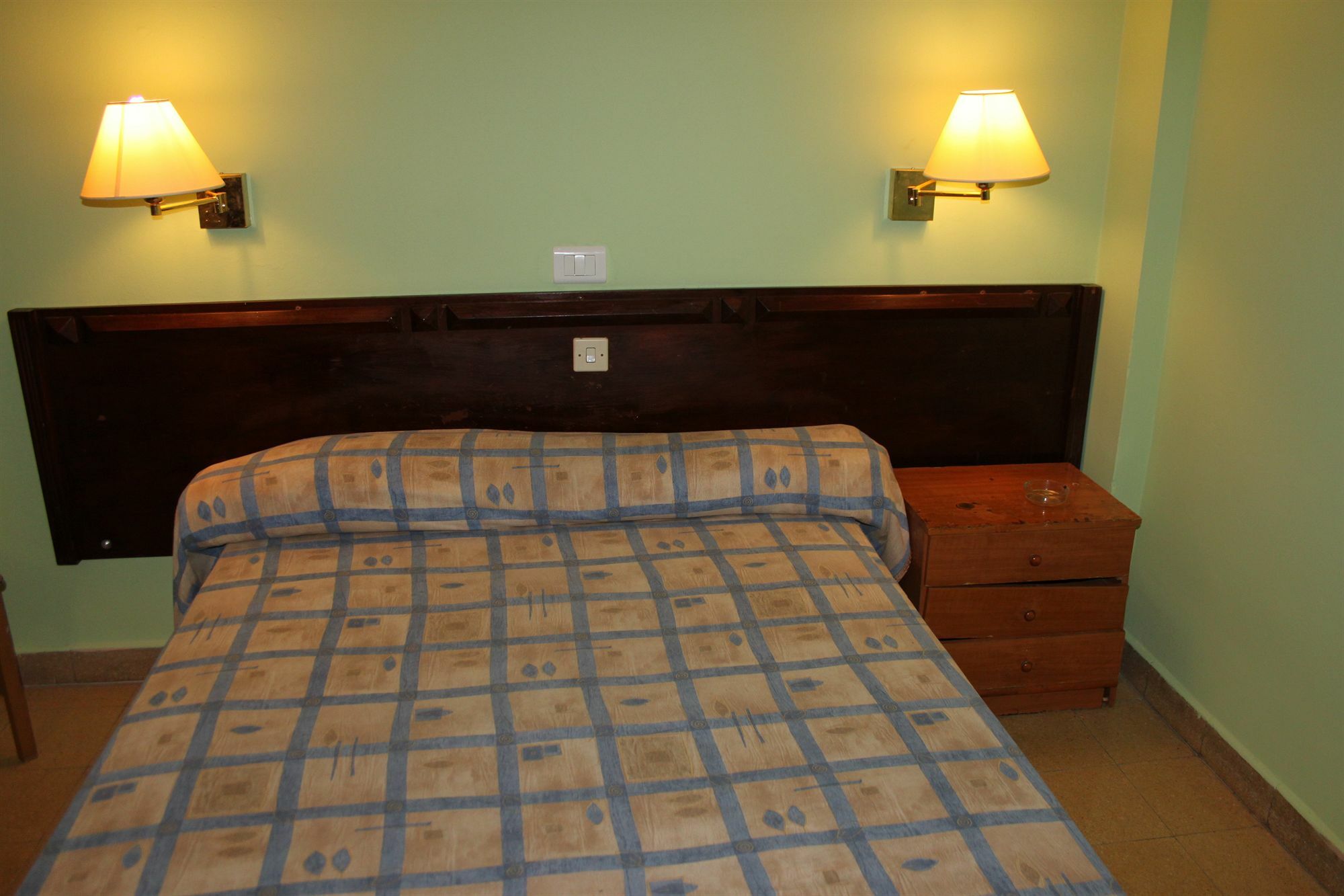 Sea Of Clouds Hostel *