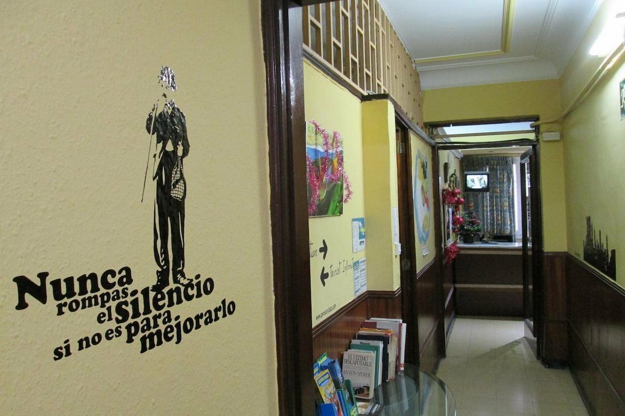 Sea Of Clouds Hostel *